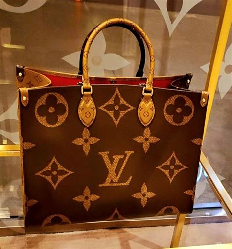 louis vuitton fort myers|Louis Vuitton white plains ny.